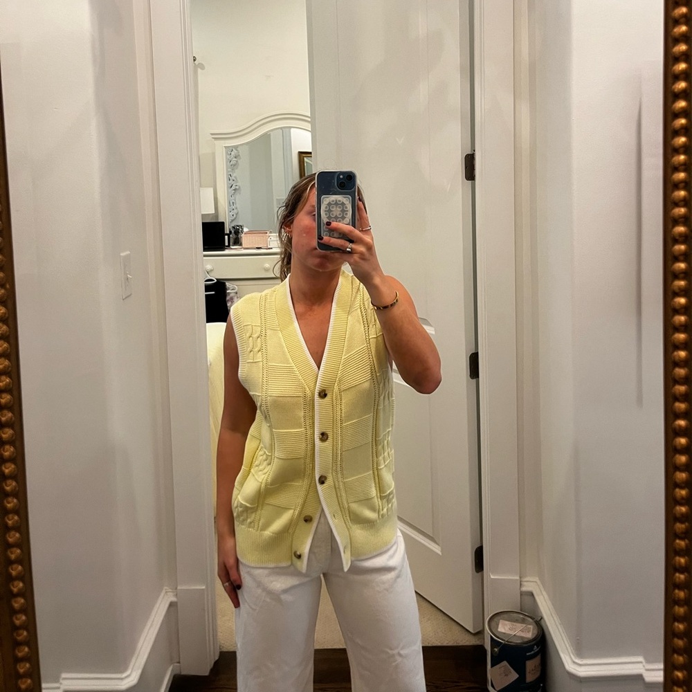 Aritzia TNA yellow vest